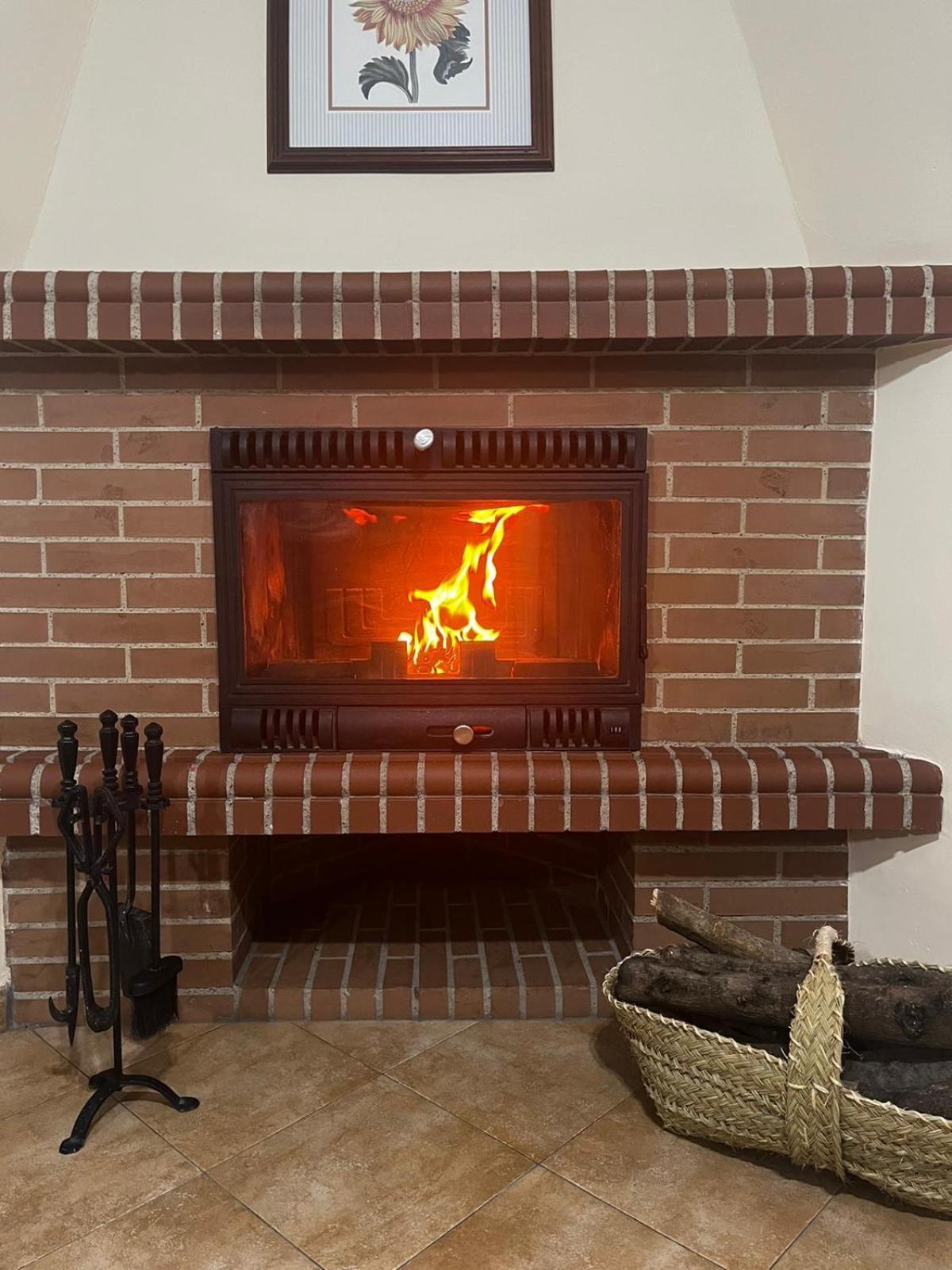 Alojamiento El Camarin Banos De La Encina Exterior foto