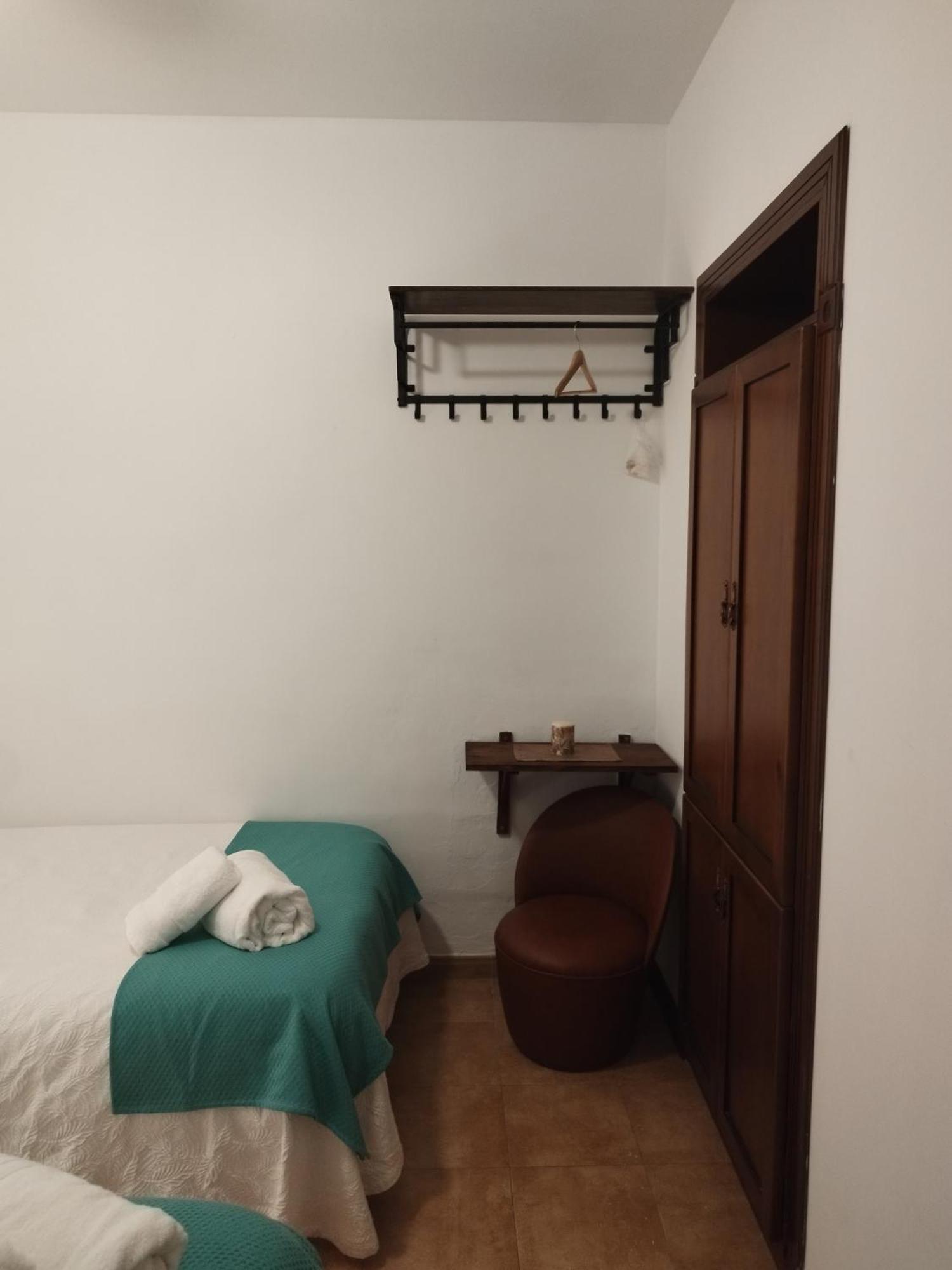 Alojamiento El Camarin Banos De La Encina Exterior foto